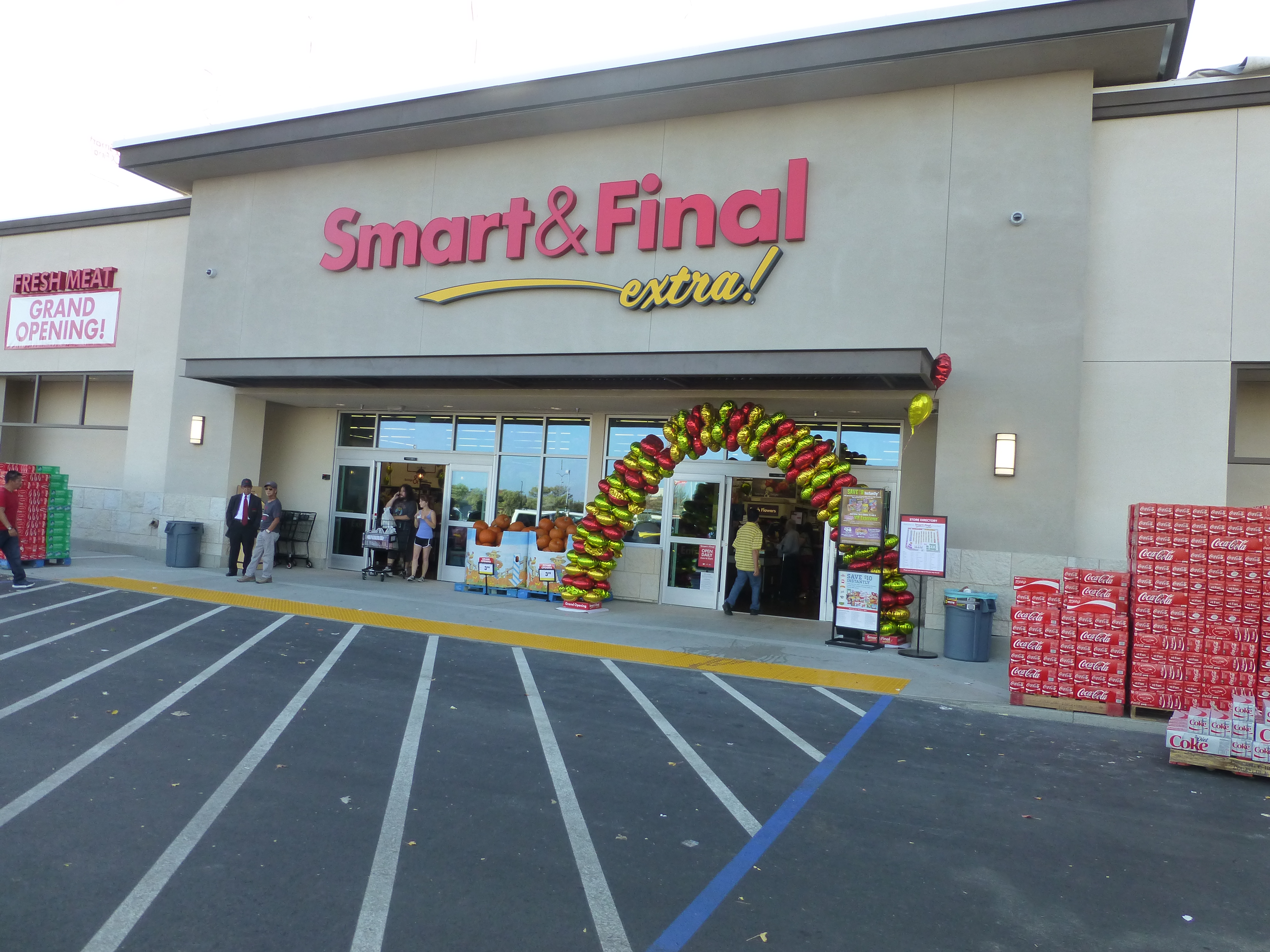 New Smart & Final Store
